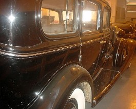 1933 Cadillac V16 Seven Passenger Fleetwood Sedan car14b