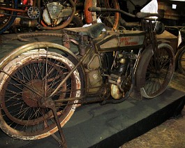 Leroy Hartung Auction 2011 100_4022 1912 All original Harley Davidson Single (hammer price $115,000).