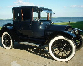 dsc00197 After hundreds of undocumented hours, the restoration of the 1915 Cadillac Type 51 Landaulet is complete.