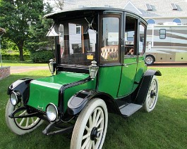 1913 Brock Model 31 Brougham Electric 027