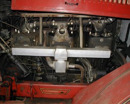 1927 American LaFrance Type 145 Pumper PA280011 Right side of "Big Six" engine. Cooling capacity 12 gallons. Oil capacity 19 quarts. 12 volt electrical system. Dual ignition (magneto and battery).