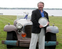 2011-06-13 1930 Cadillac Custom V-16 Charles Dimmitt Roadster 8218 1930 Cadillac Custom V-16 Hot Rod Roadster by Charles Dimmitt Dick Shappy holding the "First Place for Early American Classic" award.