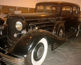 1933 Cadillac V16 Seven Passenger Fleetwood Sedan car14