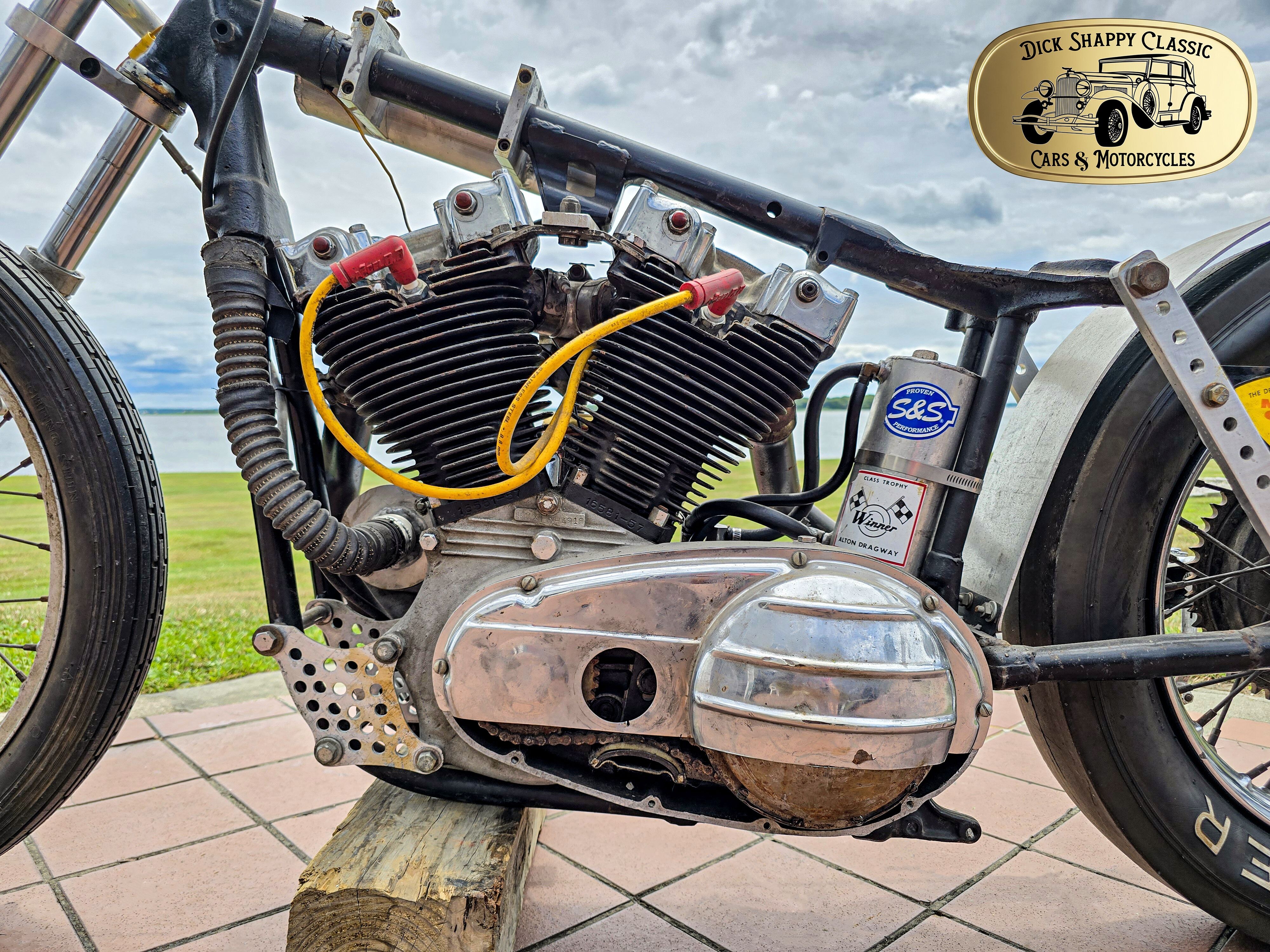 Sales Inventory] Dick Shappy Vintage Autos | 1962 Harley-Davidson 