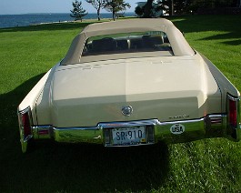 1971 Cadillac Eldorado DSC00892 Excellent paint and original chrome. No rust anywhere.